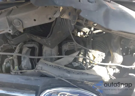 2014 Ford Focus Titanium z USA, uszkodzony, nr VIN 1FADP3N26EL330178